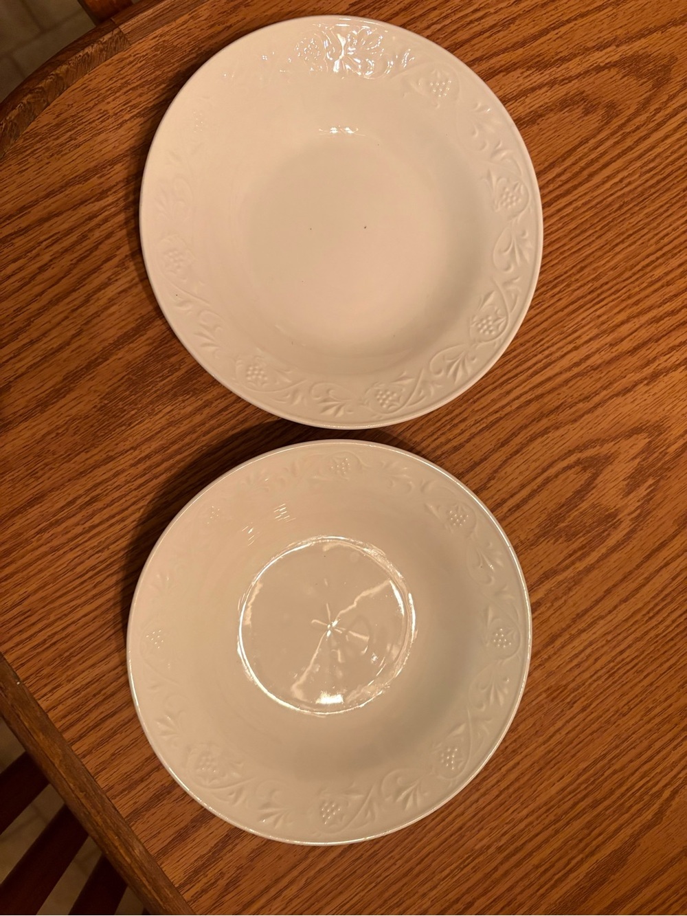 Embossed White Ceramic Soup Bowls - Set of 2 - Picture 1 of 2